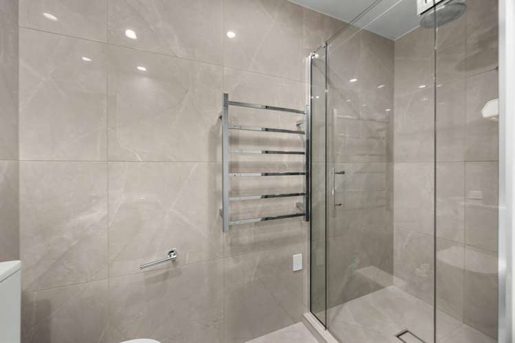 109&B11/9 Madeira Lane Grafton_12