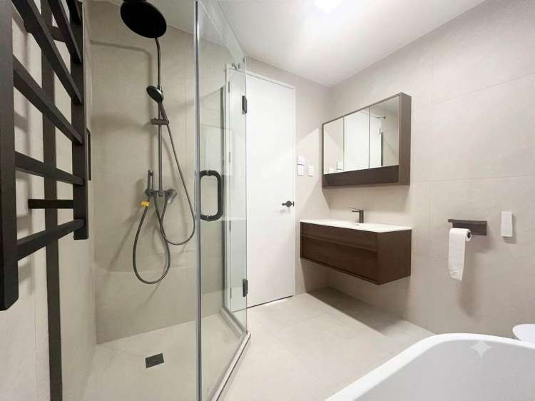 8A Baringa Place Botany_9