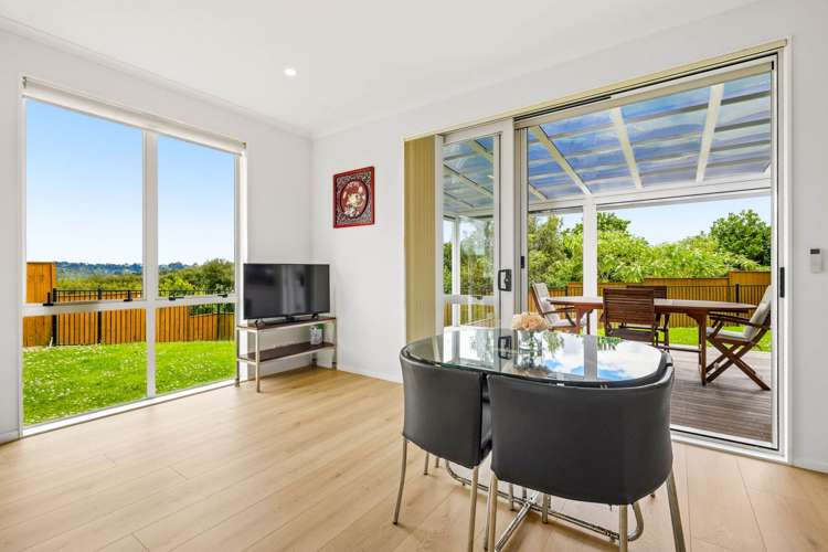 77 Mackay Drive Greenhithe_7