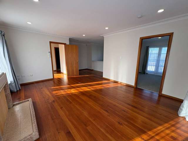 25 Lynwood Road New Lynn_2