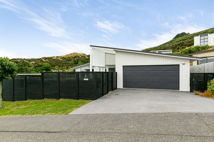 41 Red Beech Avenue Woodridge_12