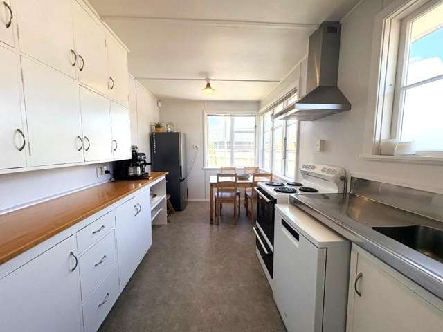 735 Ngaio Street Mahora_2