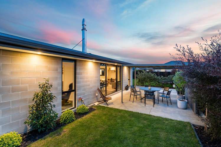 31 Corsair Crescent Burleigh_19