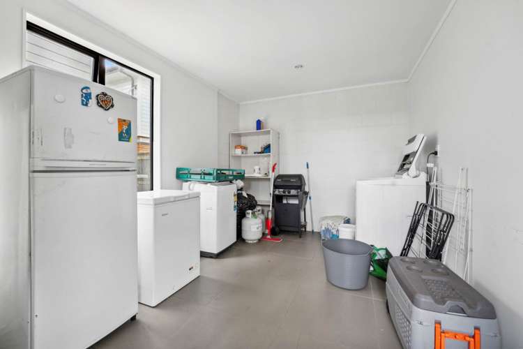 14 Lane Cameron Place Flat Bush_10