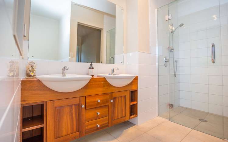 39a Lloyd George Road Wainui_11