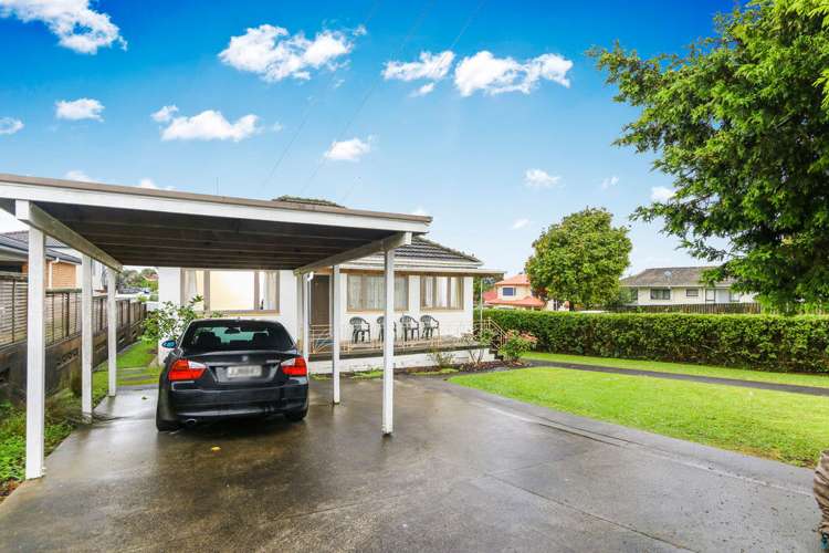 43 Rogan Street Mount Roskill_0