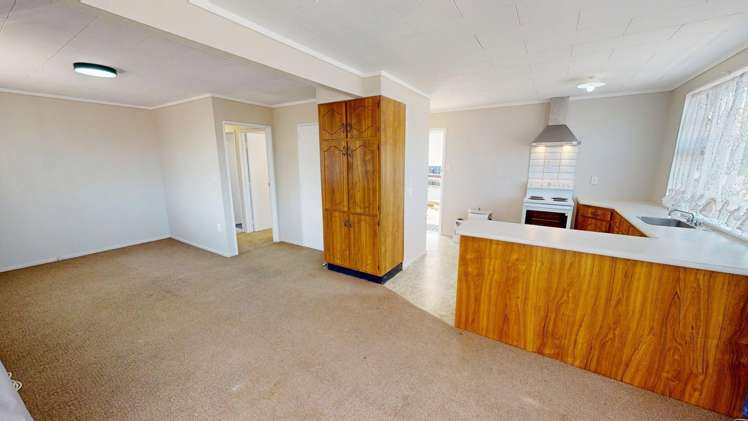 12 Douglas Street 10516_2