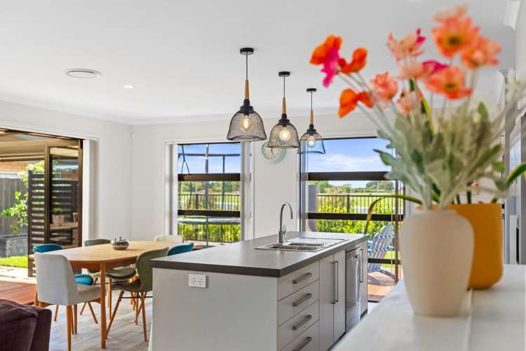 32 Drabble Crescent Papamoa_5