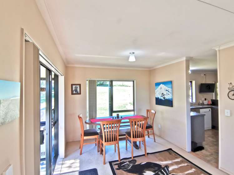 151 Pukenamu Road Te Horo_25