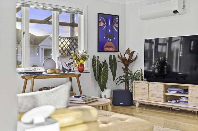 1/4 Ambler Avenue Glen Eden_8