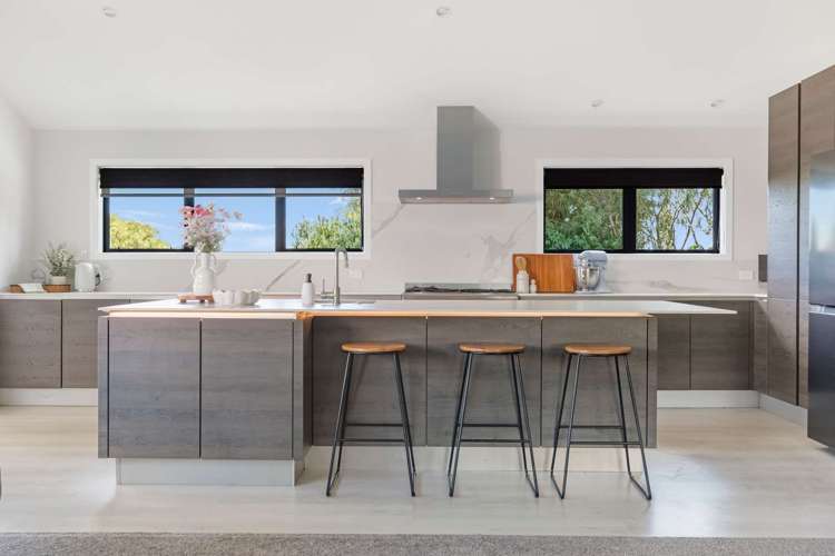 44 Lynmore Avenue Lynmore_1