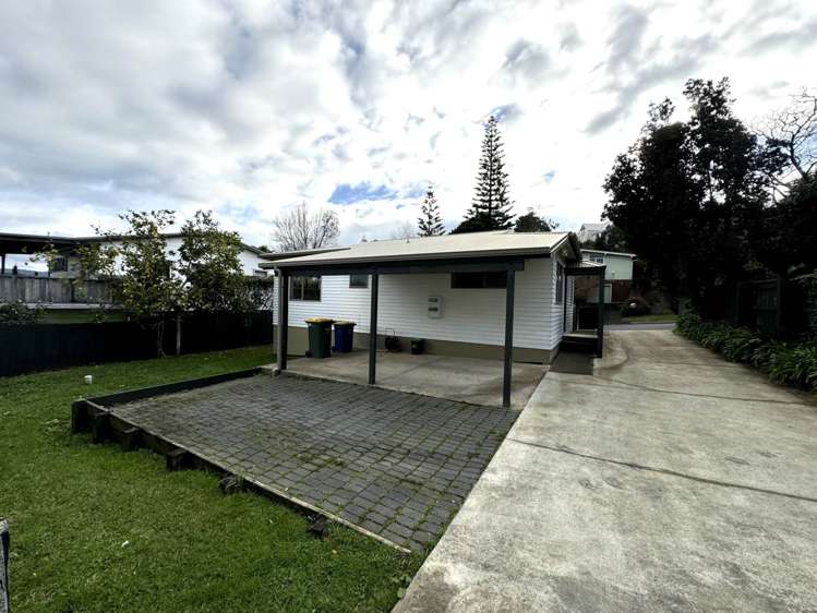 5 Scotstoun Place Glen Eden_7