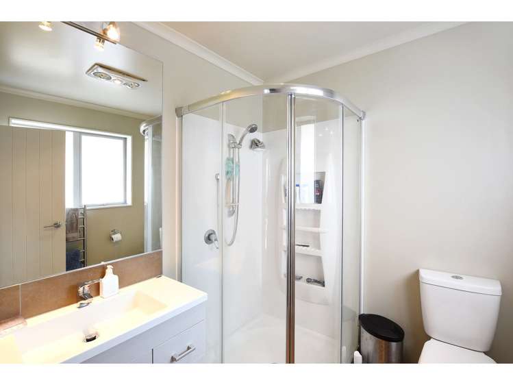 12 Glover Place Stoke_9