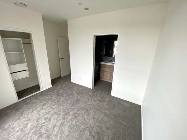 1 Waipuhinui Way Wiri_4