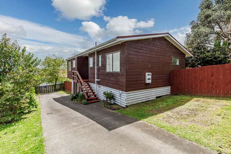 2/148 Sunset Road Unsworth Heights_20