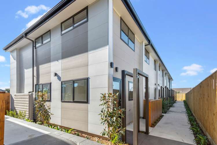 10/137 Tirimoana Road_0