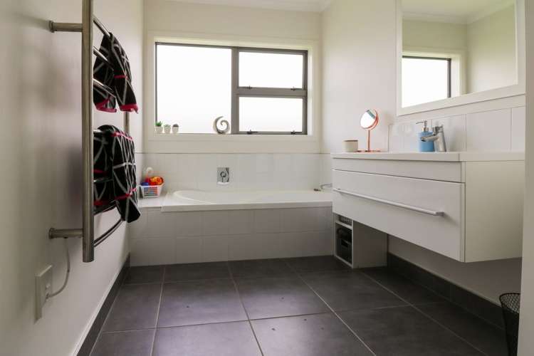 1 Medallion Court 2140_13