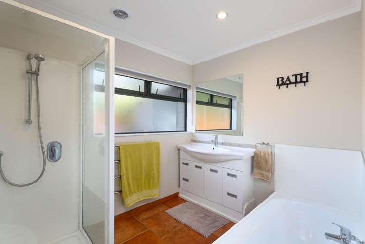 21 Whiting Drive Wakefield_6