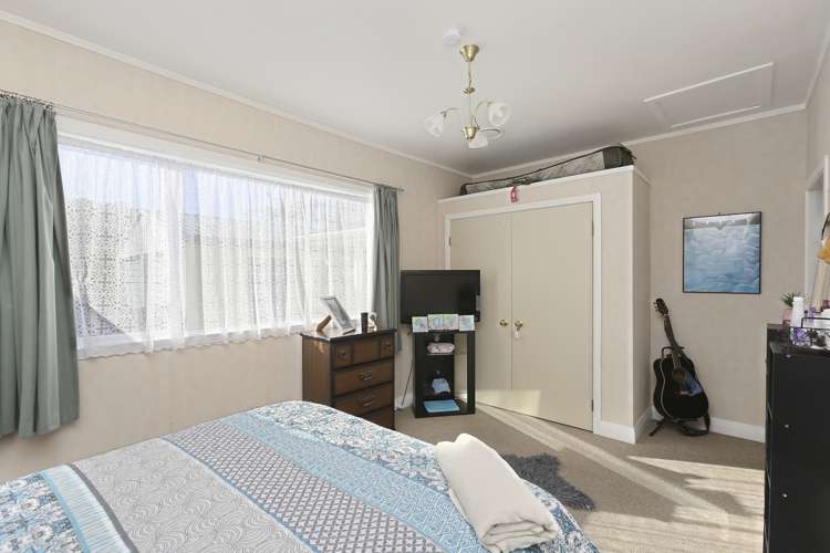 46 Blake Street Waitara_8