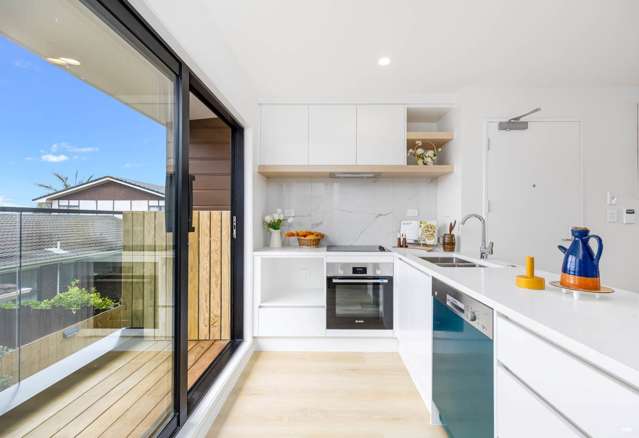 7/35 Centreway Road Orewa_4