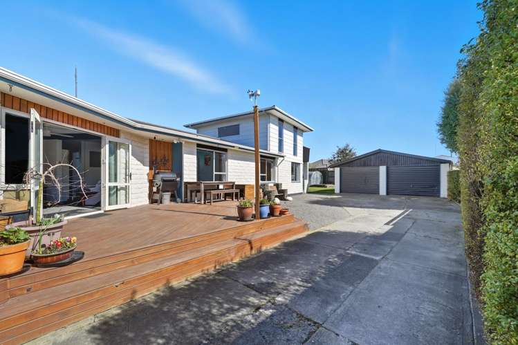 15 Bowie Drive Woodend_21