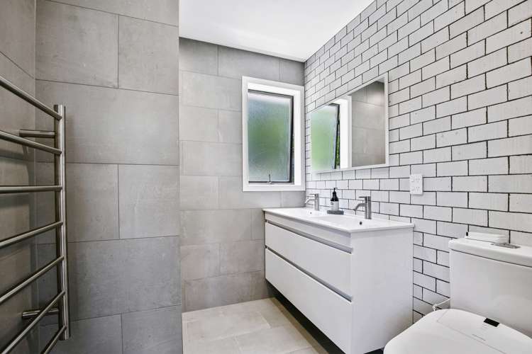 29 Burbank Crescent Churton Park_11