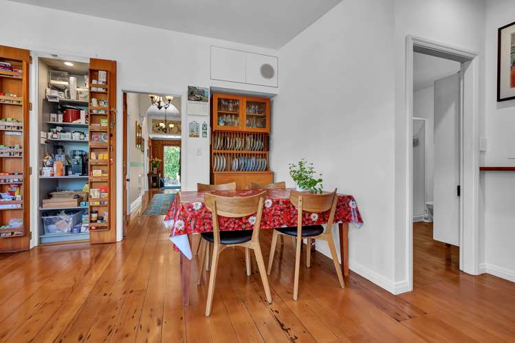 3 Lake Road Devonport_15