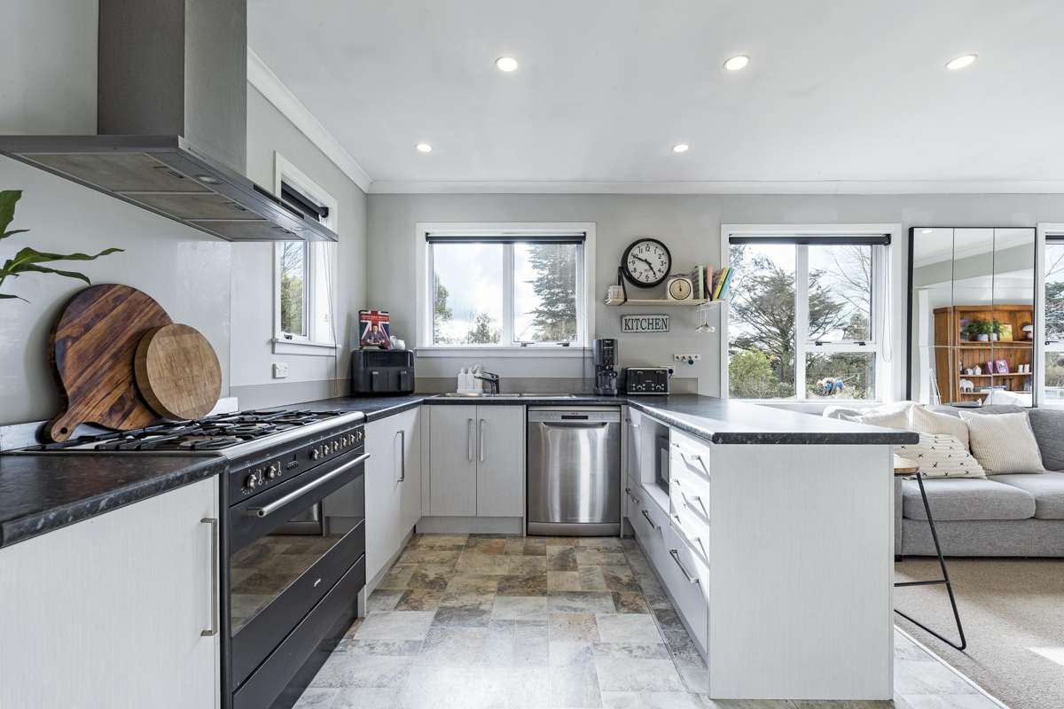 1870 Egmont Road_1