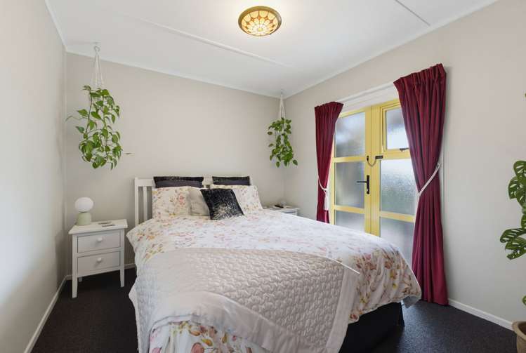 25 Riverbank Road Okoia_22