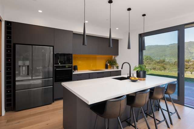 13 Tai Close Kaiuma Bay_2