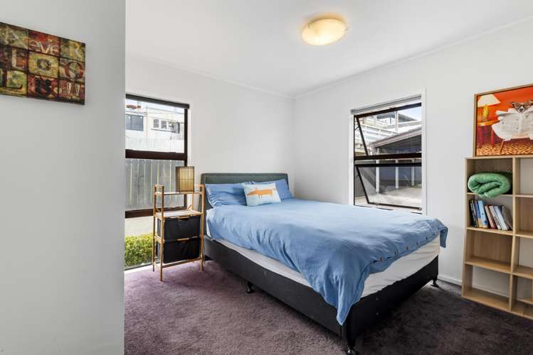 38C Birkdale Road Birkdale_23