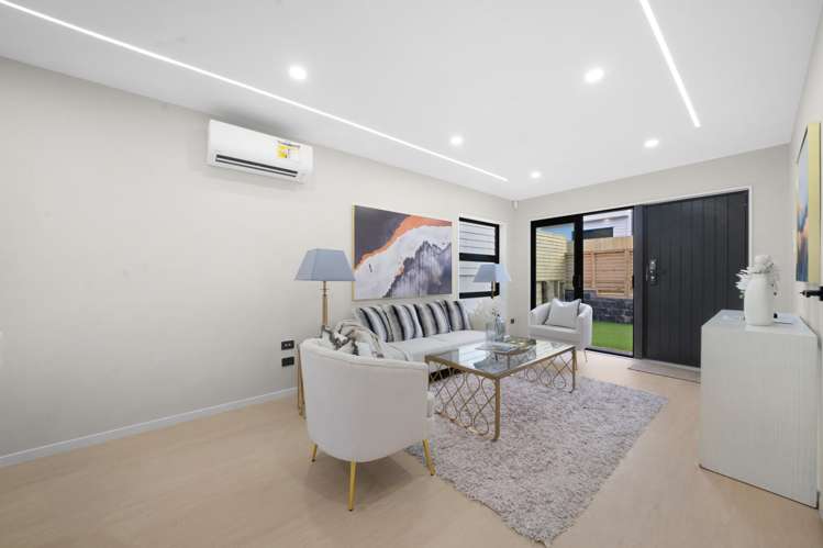 5/592&594 Massey Road_3