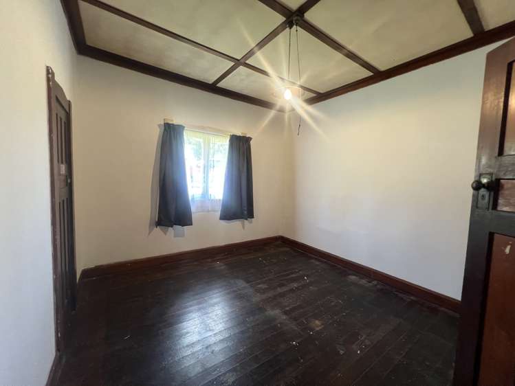 15 Kawana Street Piopio_11