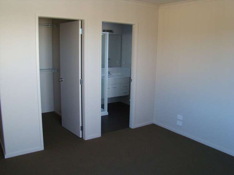 85 Farringdon Avenue Rototuna North_9