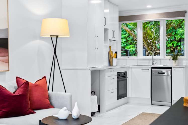 2/67a Second Avenue_4