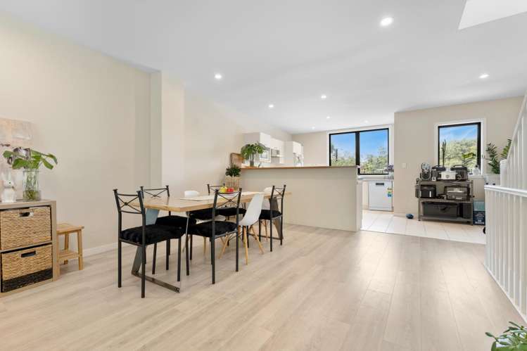 52B/130 Great South Road Epsom_11