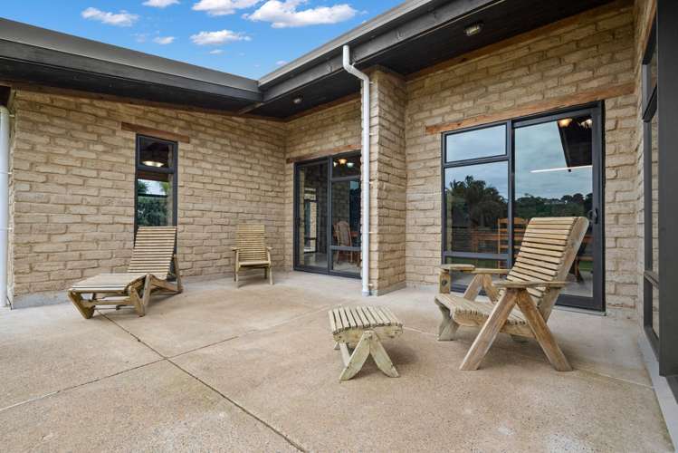 7 Valencia Place Matapouri_25