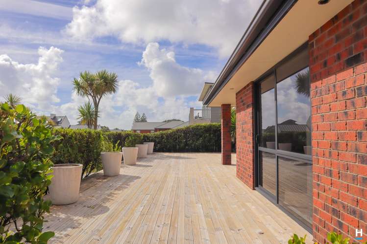 3 Karoro Place Karoro_23