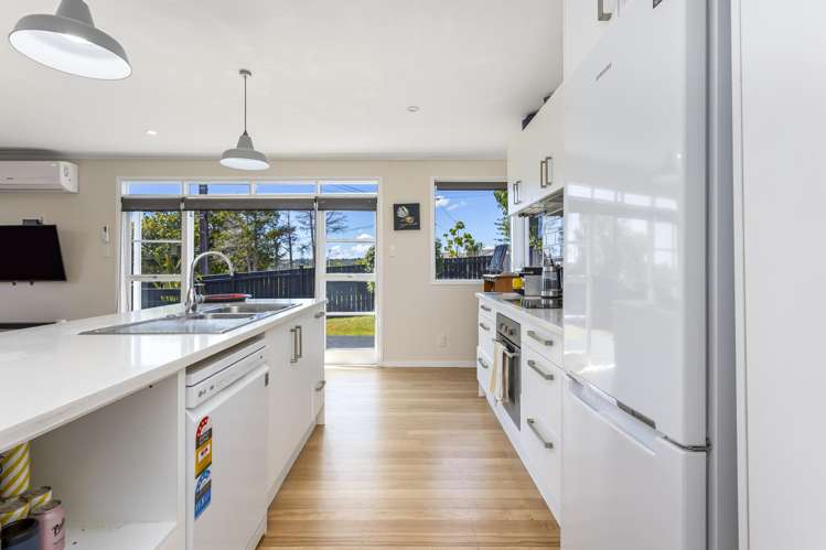1/176 Birkdale Road Birkdale_2