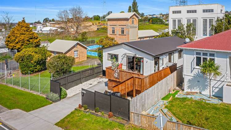 20 Lincoln Park Avenue Massey_12