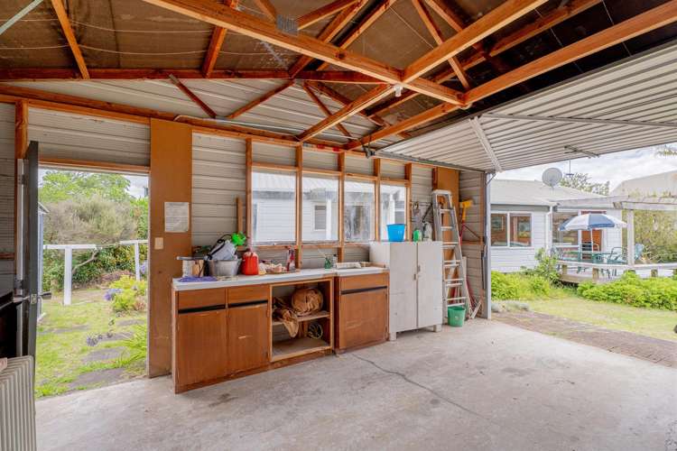 6 Lake Court Pauanui_21