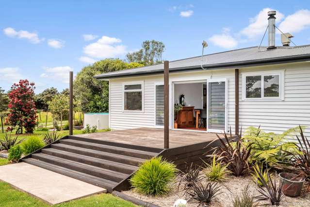 6 Tram Gully Road Awhitu_3