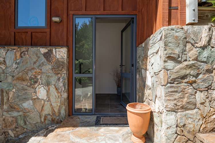 63 Tepuia Heights Havelock_5