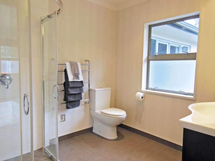 39 Ashmore Crescent Warkworth_11