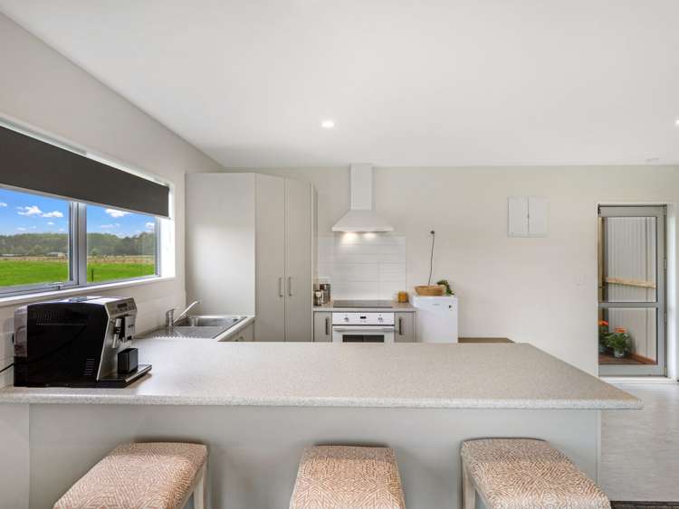 53 Factory Road Sefton_8