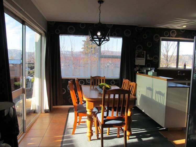 10 Blackmore Crescent Alexandra_4