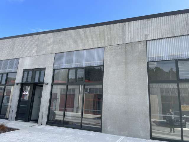 16/20 William Earp Place Tawa_2