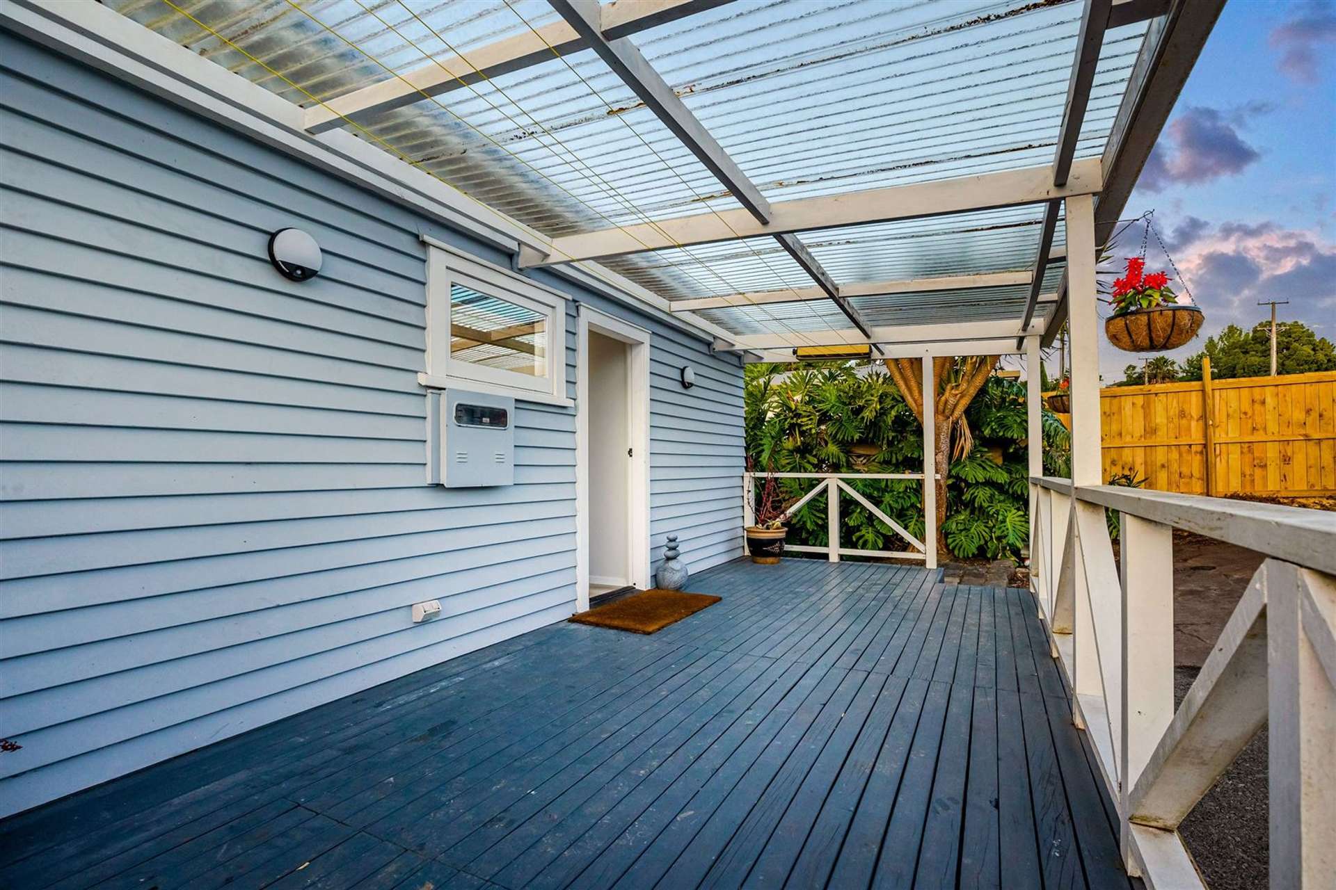 1/9 Norman Road Titirangi_0