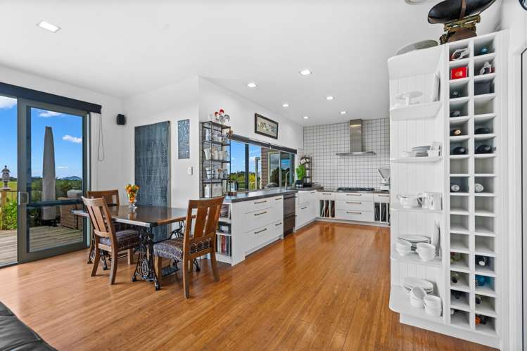 166 Saqa Way Matapouri_22