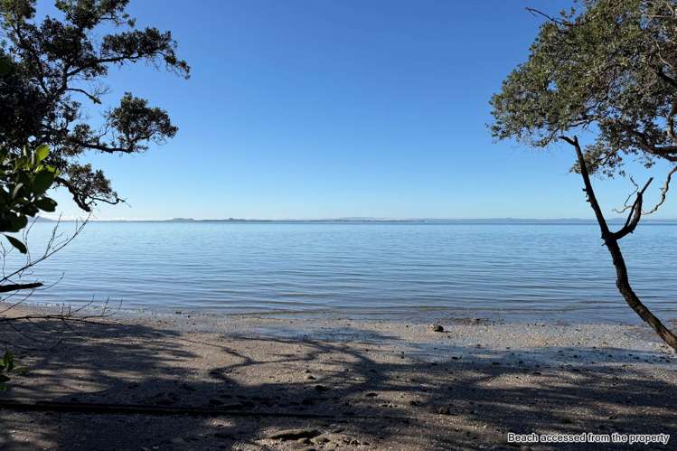 82 Kauri Point Road Laingholm_18